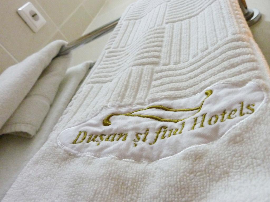 Hotel Dusan si Fiul Resita Nord Cameră foto